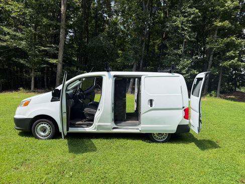 Used 2018 Chevrolet City Express LS FWD image 11
