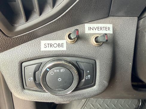 Used 2016 Ford Transit Connect XL FWD image 9