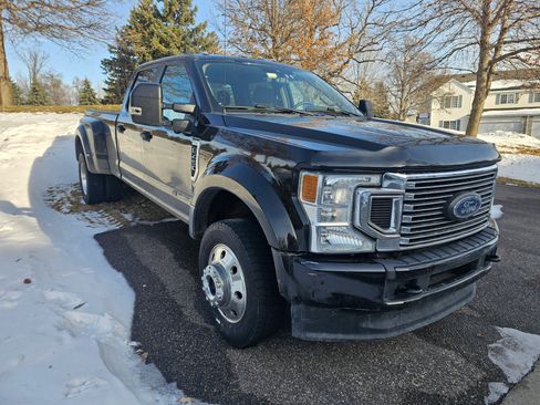 Used 2020 Ford F450 XL w/ STX Appearance Package image 2