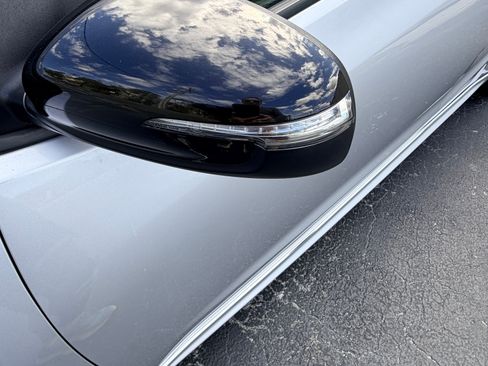 Used 2015 Kia Forte Koup SX w/ SX Premium Package image 12