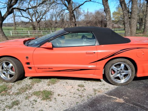 Used 1999 Pontiac Firebird Trans Am image 1