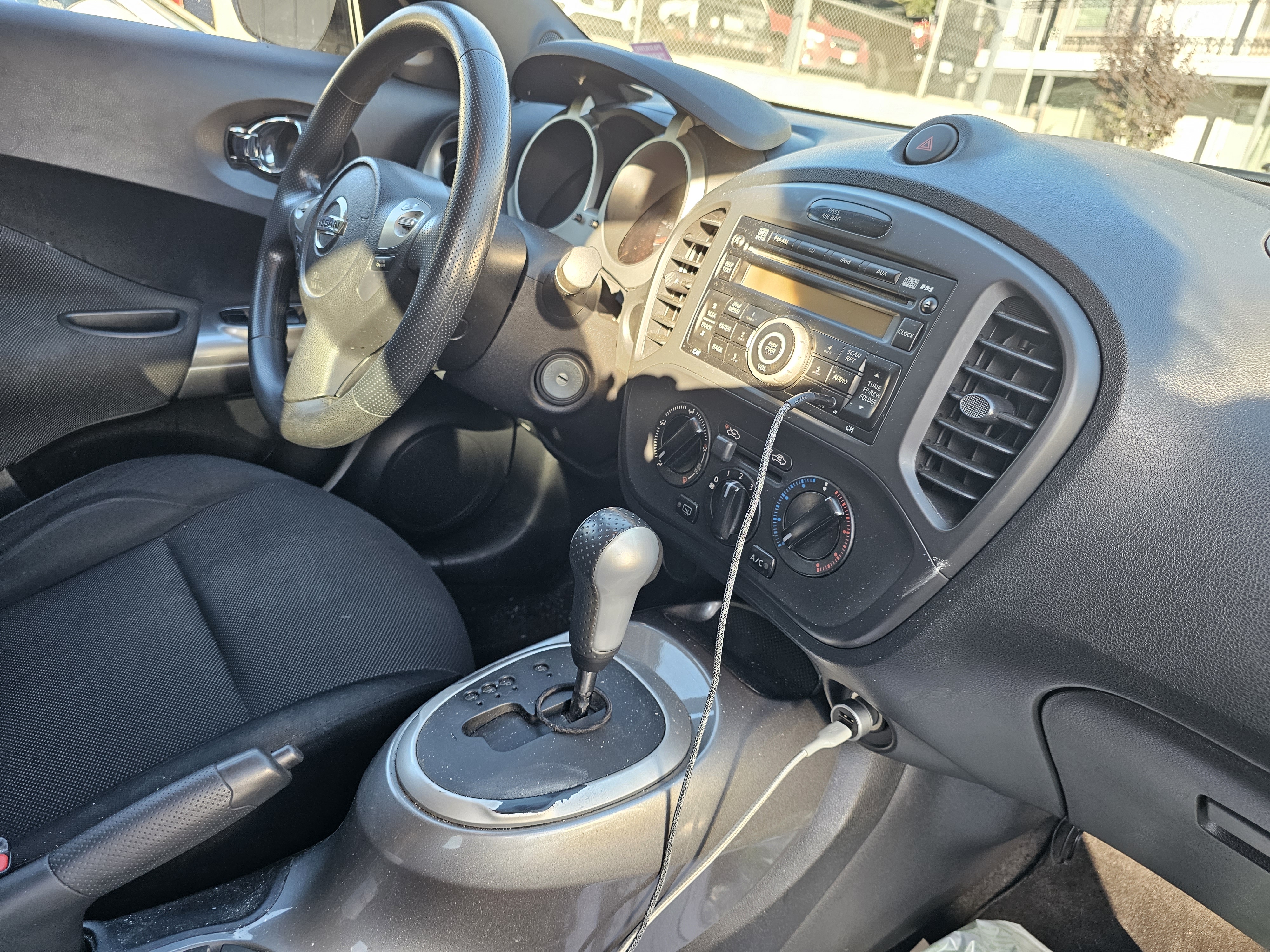 Used 2014 Nissan Juke S AWD/4WD image 9