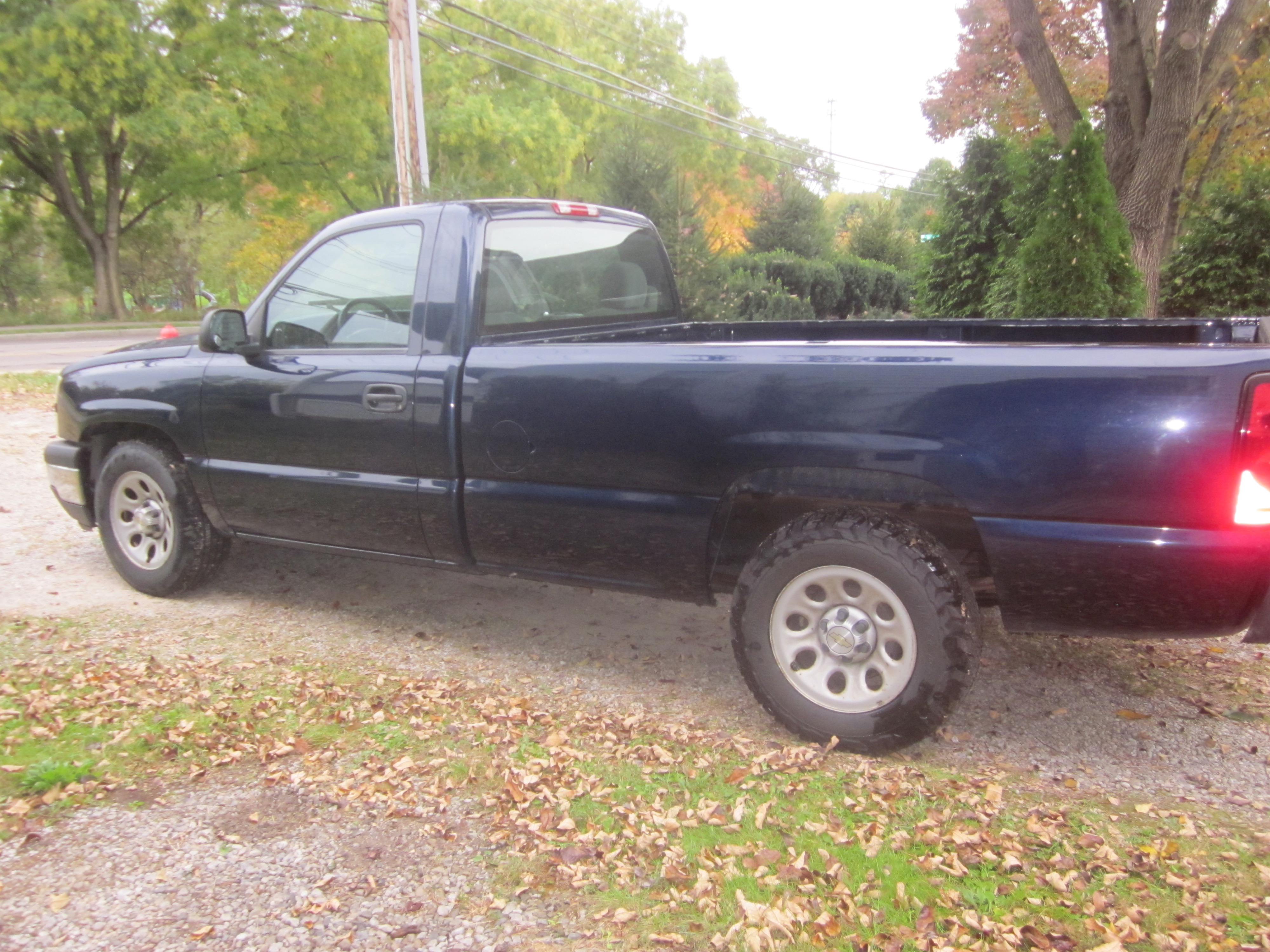 Used 2007 Chevrolet Silverado 1500 W/T RWD image 14