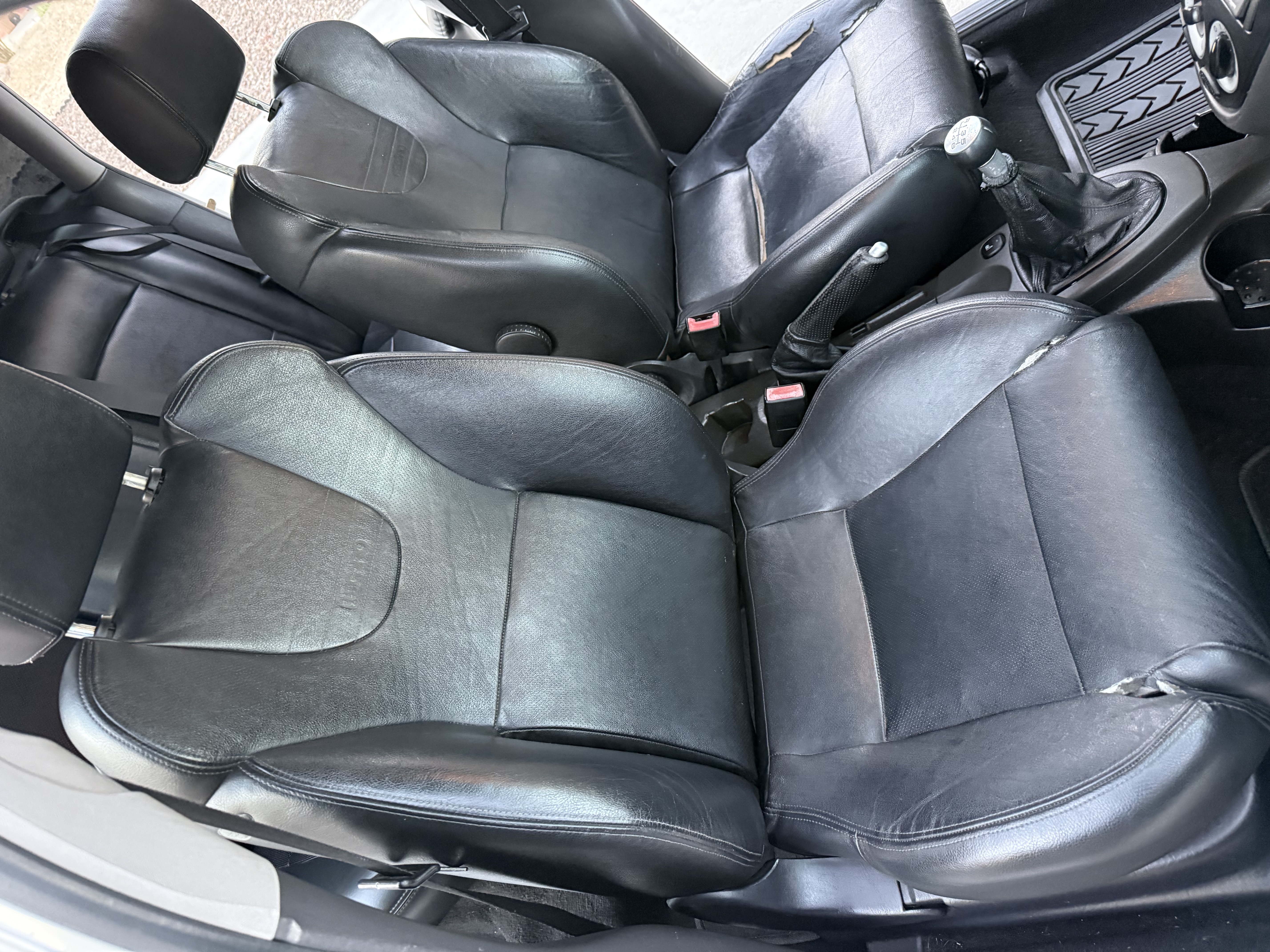 Used 2004 Ford Focus SVT FWD image 13