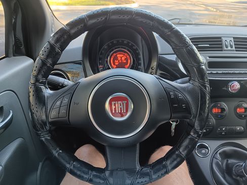 Used 2013 FIAT 500 Sport w/ Beats Audio Pkg image 6