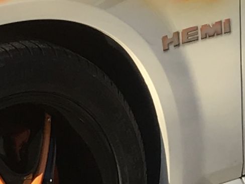 Used 2005 Dodge Magnum R/T image 25