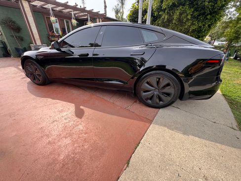 Used 2023 Tesla Model S Standard Range image 6