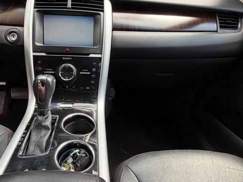 Used 2014 Ford Edge Limited AWD/4WD image 8