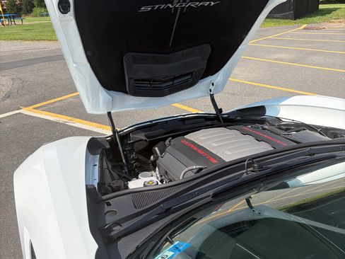 Used 2014 Chevrolet Corvette Stingray Coupe w/ 3LT Preferred Equipment Group RWD image 9