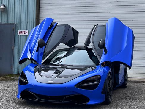 Used 2018 McLaren 720S image 4