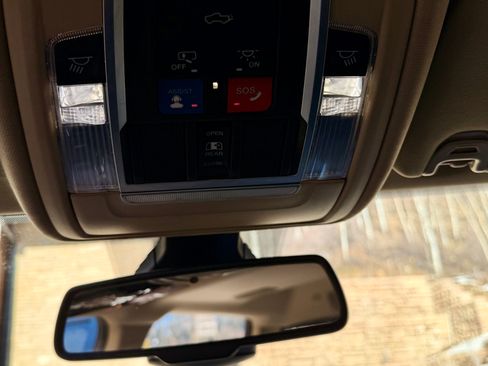 Used 2021 RAM 3500 Laramie image 14