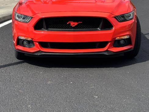 Used 2015 Ford Mustang GT Premium RWD image 4