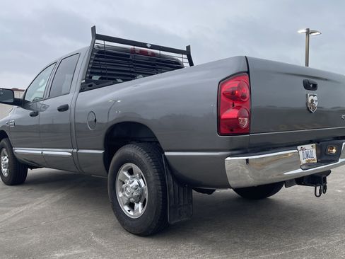Used 2007 Dodge Ram 2500 Truck Laramie image 4