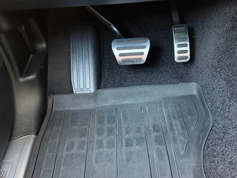 Used 2017 Land Rover Range Rover image 16