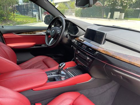 Used 2017 BMW X6 xDrive50i AWD/4WD image 15