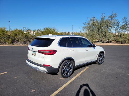 Used 2019 BMW X5 xDrive40i w/ Convenience Package image 4