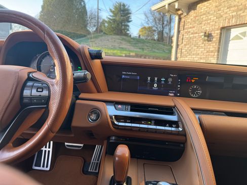 Used 2018 Lexus LC 500 500 Coupe 2D w/ Performance Package image 15