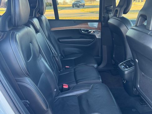 Used 2018 Volvo XC90 T6 Inscription w/ Convenience Package image 14