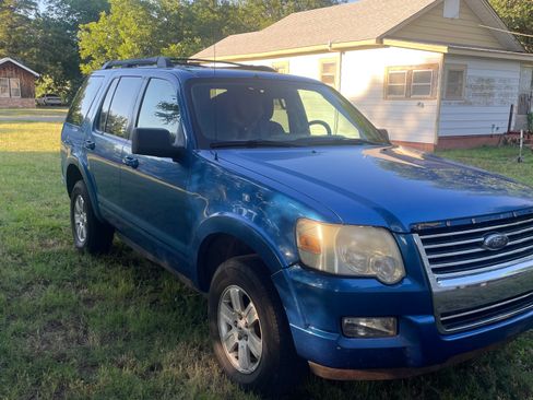 Used 2010 Ford Explorer XLT RWD image 8