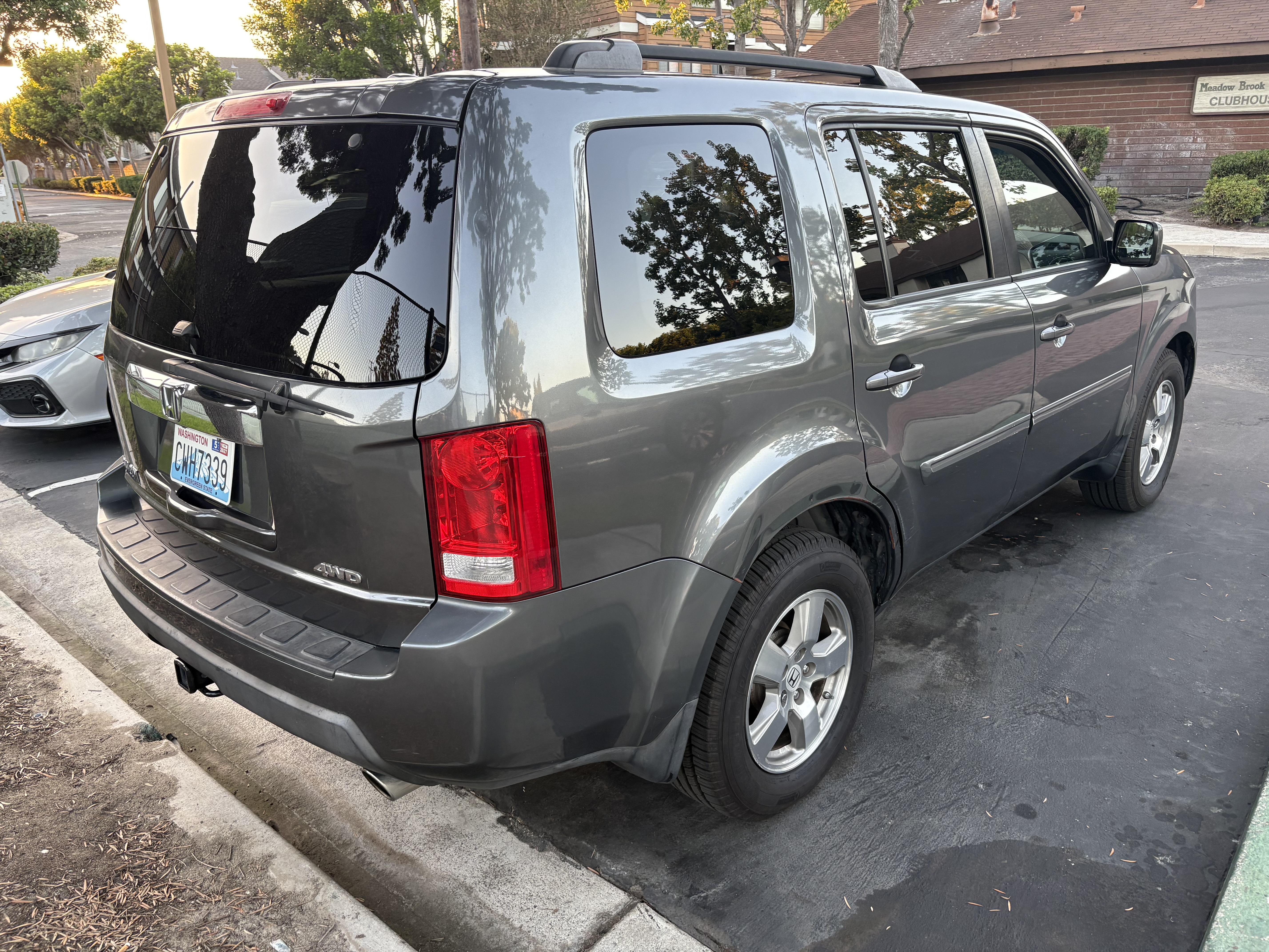 Used 2011 Honda Pilot EX-L image 5