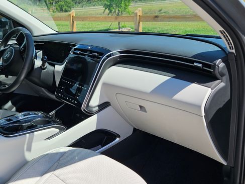 Used 2024 Hyundai Tucson Limited image 8