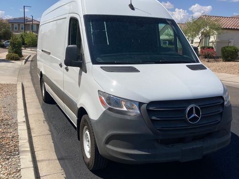 Used 2023 Mercedes-Benz Sprinter 2500 w/ Dashboard Charging Package image 2