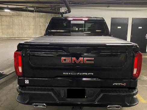 Used 2021 GMC Sierra 1500 AT4 w/ AT4 Preferred Package image 6