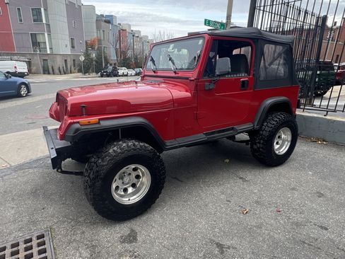 Used 1994 Jeep Wrangler SE image 1