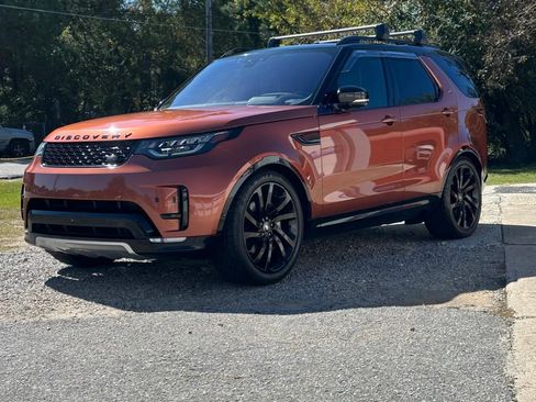 Used 2019 Land Rover Discovery HSE Luxury image 1