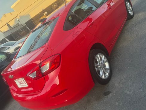 Used 2019 Chevrolet Cruze LS w/ LS Convenience Package image 4