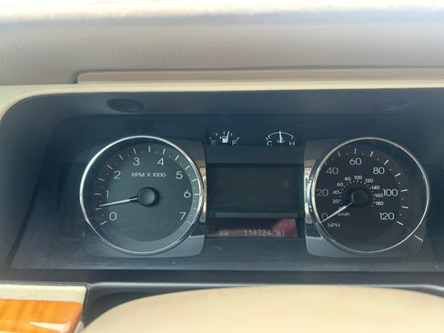 Used 2009 Lincoln MKZ image 10