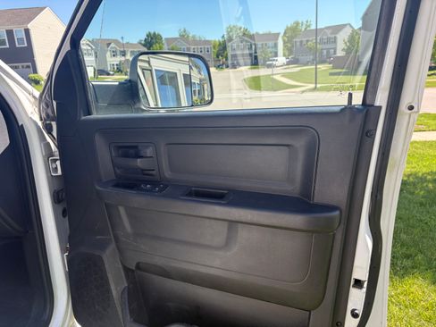 Used 2014 RAM 2500 Tradesman w/ Chrome Appearance Group AWD/4WD image 14