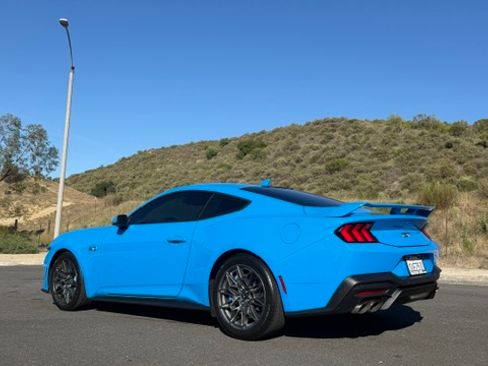 Used 2024 Ford Mustang GT Premium w/ GT Performance Package RWD image 6