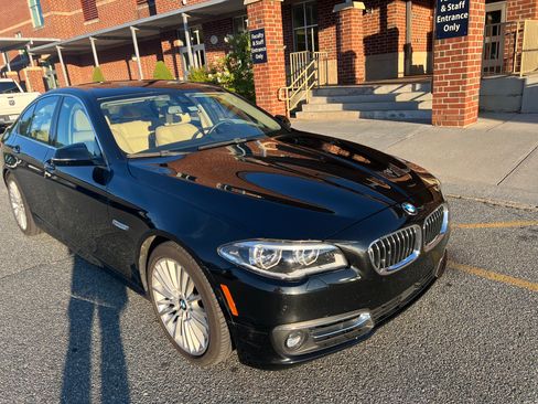 Used 2015 BMW 550i xDrive Sedan AWD/4WD image 4
