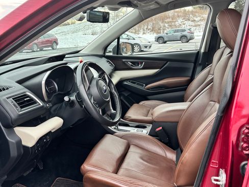 Used 2019 Subaru Ascent Touring w/ Popular Package #2 image 4