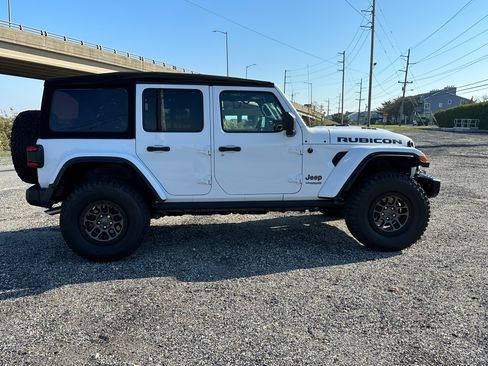 Used 2021 Jeep Wrangler Unlimited Rubicon w/ Xtreme Recon 35" Tire Package image 2