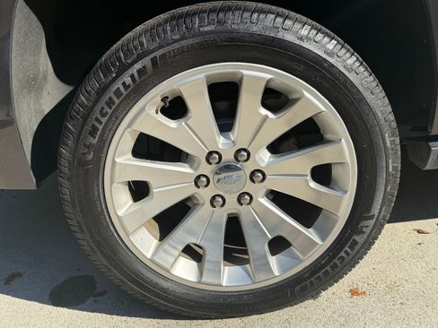 Used 2016 Chevrolet Tahoe LTZ image 8