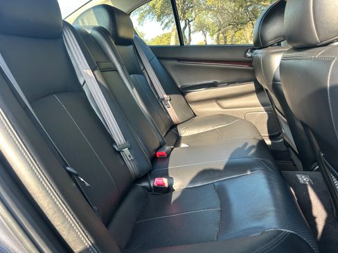 Used 2013 INFINITI G37 Journey w/ Premium Pkg image 18