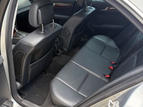 Used 2008 Mercedes-Benz C 300 4MATIC Sedan image 5