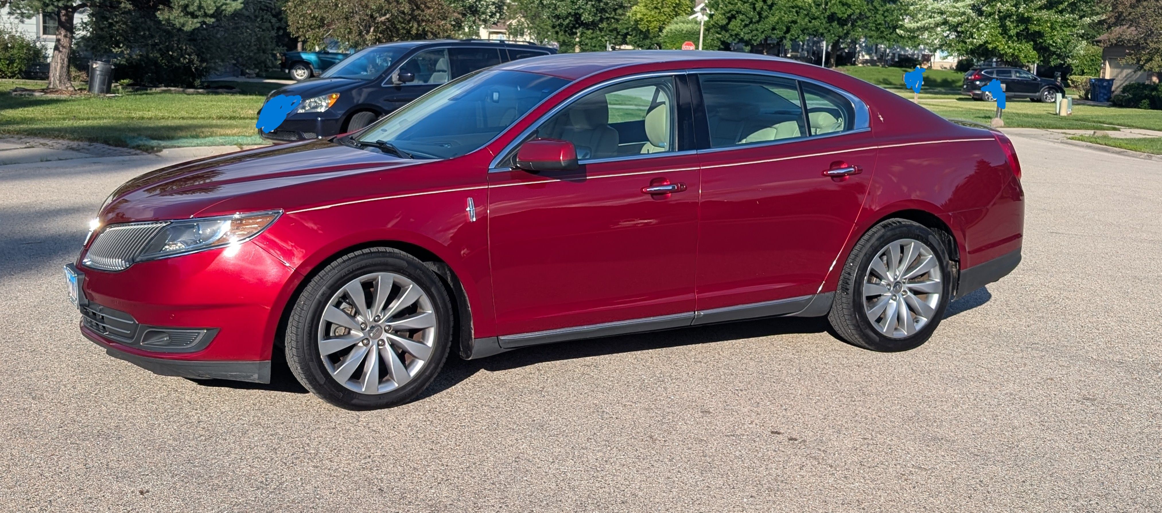 Used 2016 Lincoln MKS FWD image 7