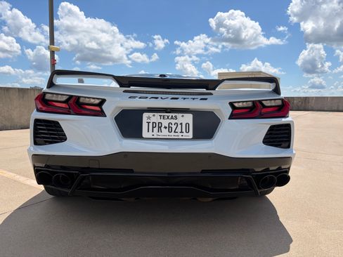 Used 2020 Chevrolet Corvette Stingray Preferred Cpe w/ 2LT Preferred Equipment Group RWD image 12
