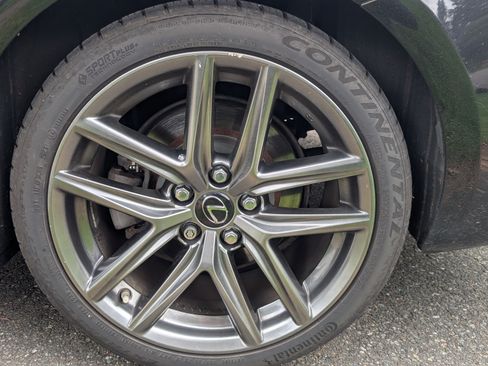 Used 2018 Lexus IS 300 F Sport w/ F Sport Package image 16