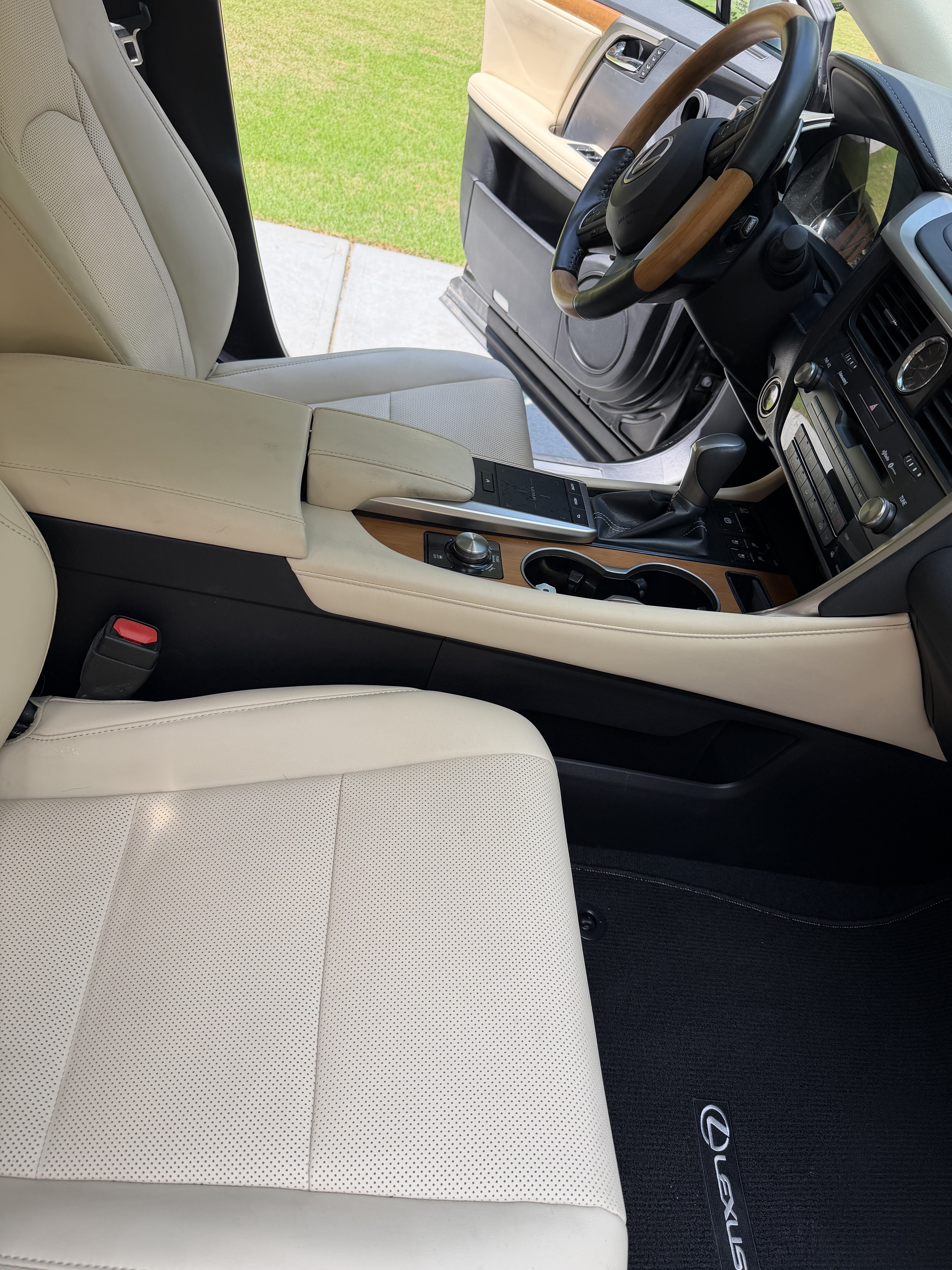 Used 2021 Lexus RX 350 FWD w/ Premium Package image 10