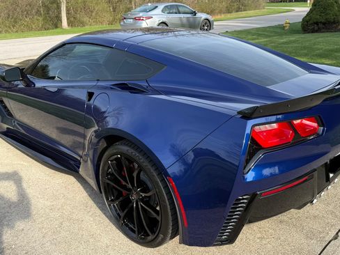 Used 2019 Chevrolet Corvette Grand Sport image 12