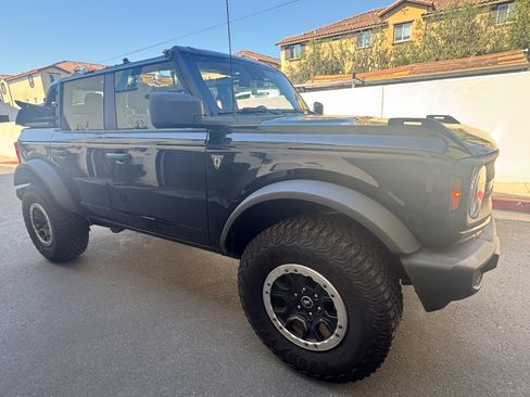 Used 2021 Ford Bronco 4-Door w/ Sasquatch Package image 6