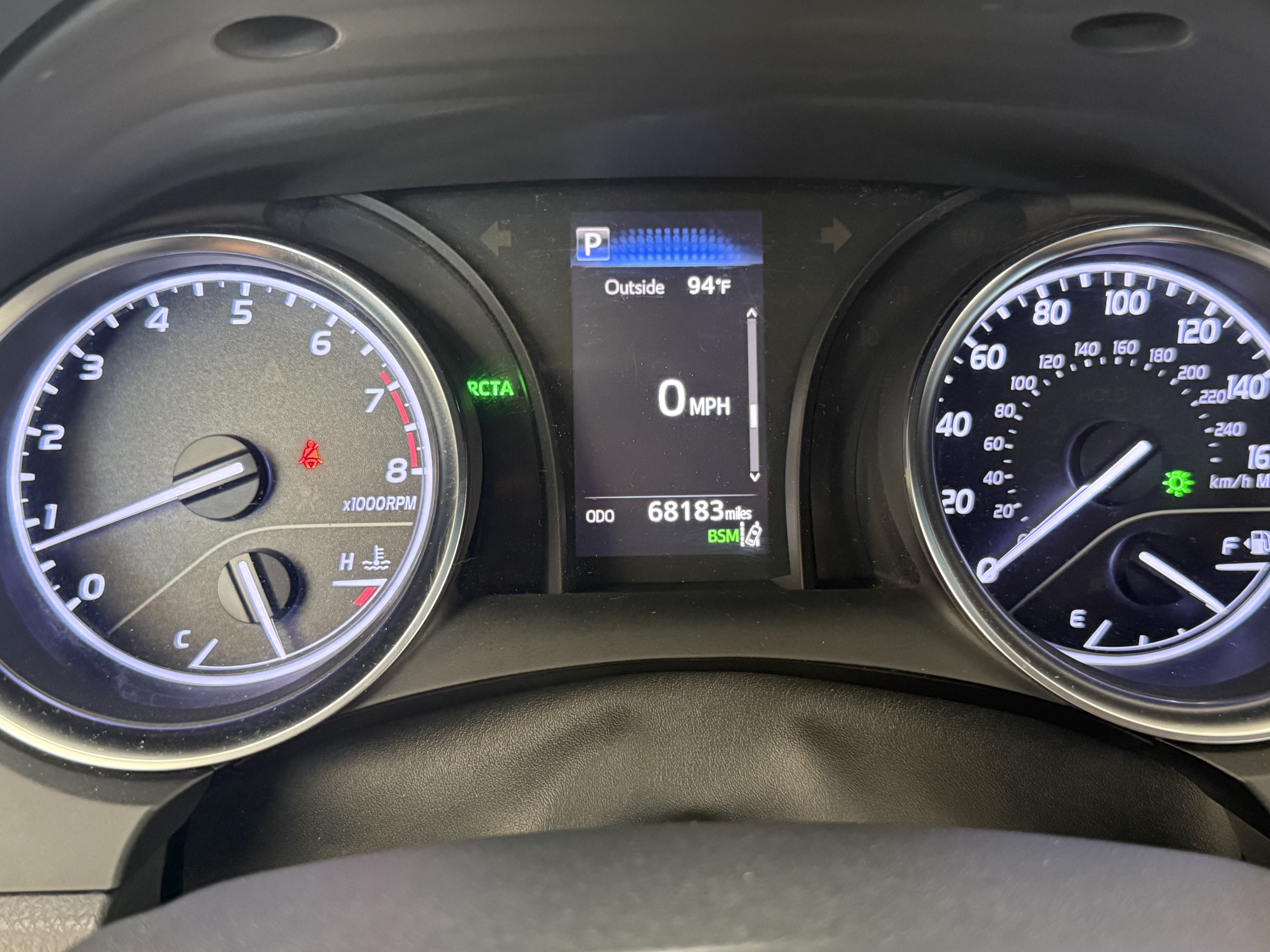 Used 2018 Toyota Camry SE w/ Moonroof Package FWD image 14