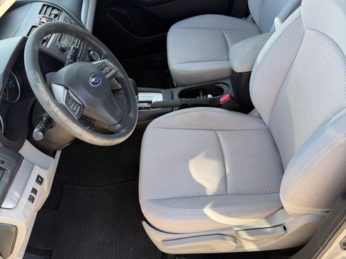 Used 2015 Subaru Forester 2.5i w/ Alloy Wheel Package AWD/4WD image 9