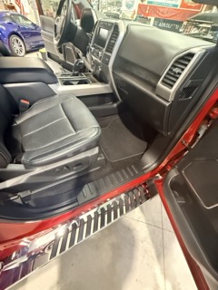 Used 2020 Ford F150 Lariat w/ Equipment Group 502A Luxury AWD/4WD image 12