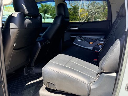 Used 2018 Toyota Tundra SR5 w/ SR5 Upgrade Package image 21