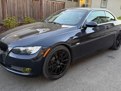 Used 2009 BMW 335i Convertible image 5